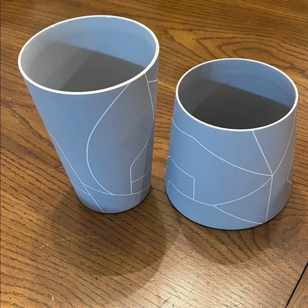 Barbara Barry‎ for Middle Kingdom porcelain vases/planters